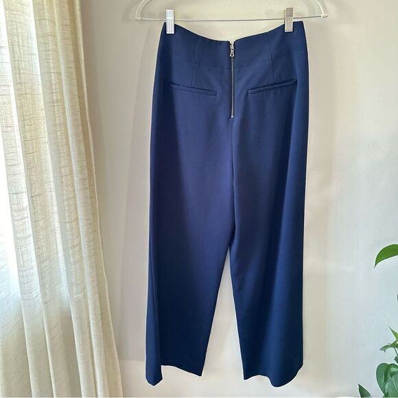 Alice + Olivia Two Piece Set - Picture 8 of 10